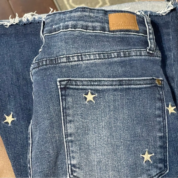 Judy Blue Starry Night Flare Jeans - Picture 10 of 10